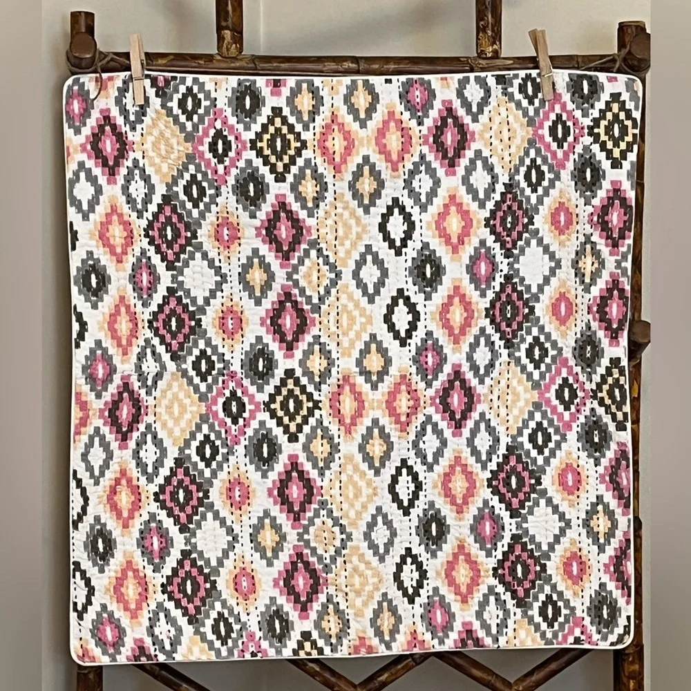 KANTHA STITCHED COTTON PILLOW COVER ZIPPER CLOSURE MADE IN INDIA
